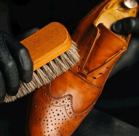 How to polish your shoes correctly?